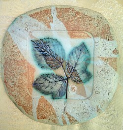 Rubus Plate approx 22x22cm